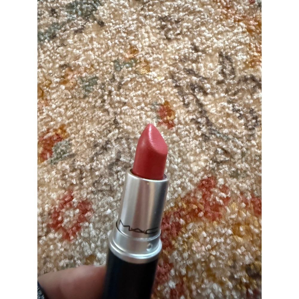 MAC Amplified Creme Lipstick Craving 3g 0.1oz M3 Plum Berry Creamy Discontinued
